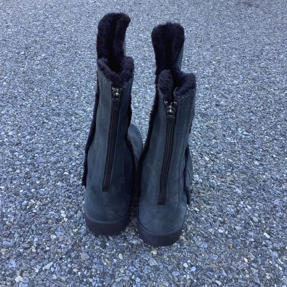 L.L Bean Arctic Grip Primaloft Suede Fur Lined Winter Boots Women Vibram sol Zip